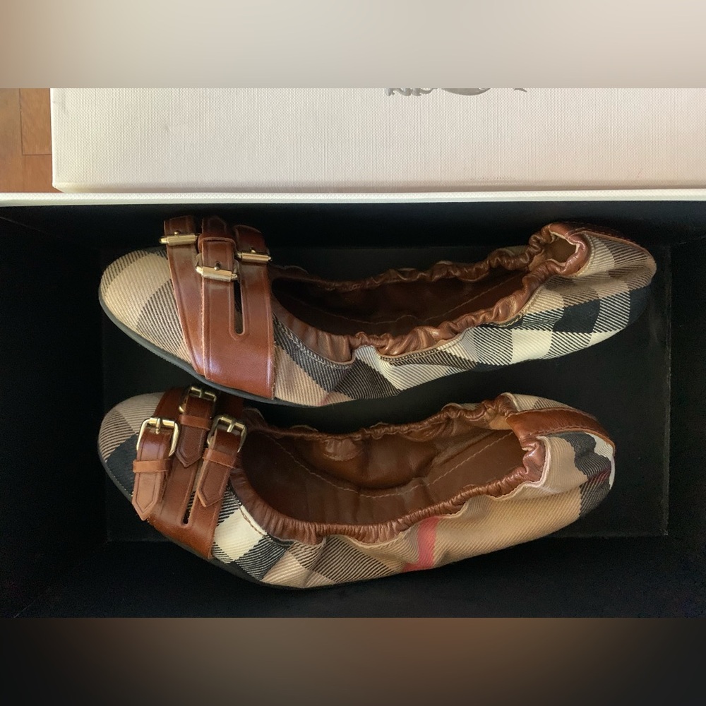 Burberry Ballet Flats in Nova Check Plaid with Brown Leather Triple Buckle EU 37 - Picture 6 of 16